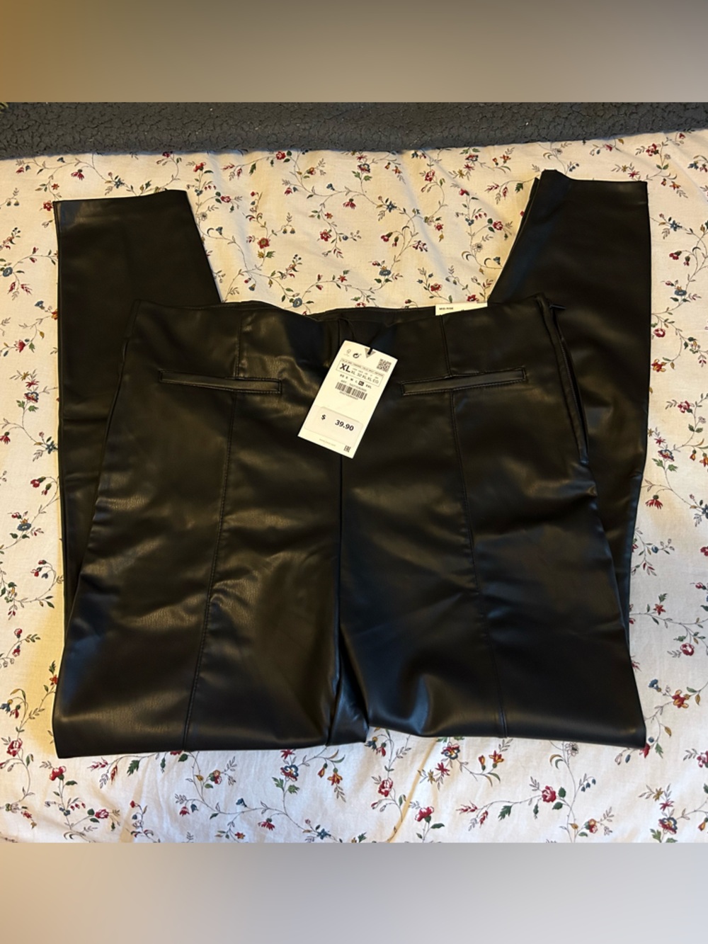 Zara Black Faux Leather Leggings with Seam Detail sz XL  NWT